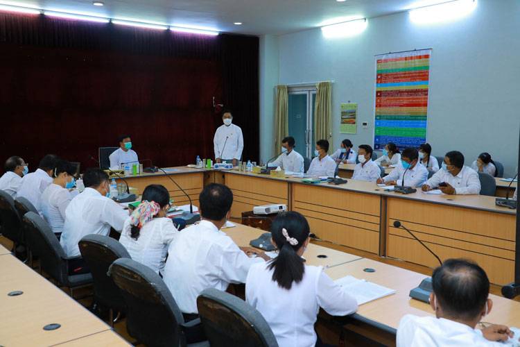 အားကစားနှင့်လူငယ်ရေးရာဝန်ကြီးဌာန  ပြည်ထောင်စုဝန်ကြီး ဦးမင်းသိန်းဇံသည် လူငယ်ရေးရာဦးစီးဌာနမှ အရာထမ်း၊ အမှုထမ်းများနှင့် တွေ့ဆုံသည့် အခမ်းအနားတက်ရောက်သည့် သတင်း