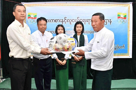 လူငယ်ရေးရာအသိပညာပေးဟောပြောခြင်းနှင့်ဉာဏ်စမ်းပဟေဠိမေးမြန်းခြင်း အခမ်းအနားကျင်းပ