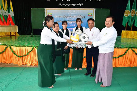 နေပြည်တော် ဒက္ခိသီရိမြို့နယ်တွင် လူငယ်ရေးရာအသိပညာပေး ဟောပြောပွဲ အခမ်းအနားကျင်းပ