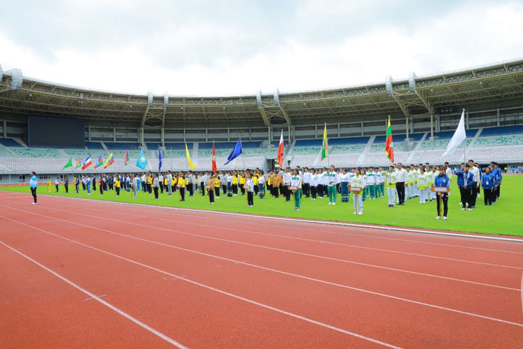 နိုင်ငံတော်စီမံအုပ်ချုပ်ရေးကောင်စီအဖွဲ့ဝင်များ ၂၀၂၄ ခုနှစ် ပြည်နယ်နှင့် တိုင်းဒေသကြီး အသက် (၁၈) နှစ်အောက် ပြေးခုန်ပစ်ပြိုင်ပွဲ ဖွင့်ပွဲအခမ်းအနားသို့ တက်ရောက်ကြည့်ရှုအားပေး