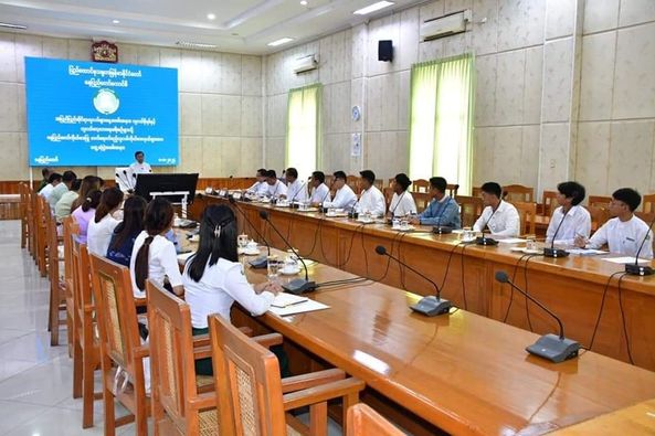 နေပြည်တော်ကောင်စီဥက္ကဋ္ဌ ဦးသန်းထွန်းဦး အပြည်ပြည်ဆိုင်ရာလူငယ်များနေ့ အခမ်းအနား၊ လူငယ်ဖိုရမ်နှင့် လူငယ်လေ့လာရေးခရီးစဉ်များသို့ နေပြည်တော်ကိုယ်စားပြု တက်ရောက်မည့် လူငယ်ကိုယ်စားလှယ်များအား တွေ့ဆုံ