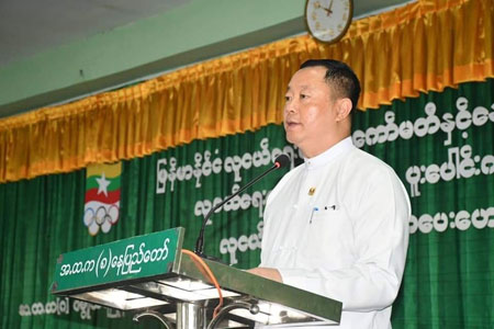 နေပြည်တော်ကောင်စီ ဥက္ကဌ ဦးသန်းထွန်းဦး မြန်မာနိုင်ငံလူငယ်ရေးရာဗဟိုကော်မတီနှင့် နေပြည်တော်ကောင်စီ လူငယ်ရေးရာကော်မတီတို့ ပူးပေါင်းကျင်းပသည့် လူငယ်ရေးရာအသိပညာပေး ဟောပြောပွဲ တက်ရောက်