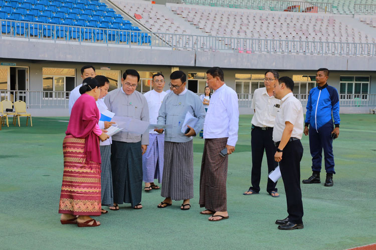 ပြည်ထောင်စုဝန်ကြီး ဦးမောင်မောင်အုန်းနှင့် ပြည်ထောင်စုဝန်ကြီး ဦးမင်းသိန်းဇံ ပဉ္စမအကြိမ် အမျိုးသားအားကစားပွဲတော် ဖွင့်ပွဲ/ပိတ်ပွဲအခမ်းအနား ကျင်းပမည့် နေရာများအား ကြည့်ရှုစစ်ဆေးသည့်သတင်း