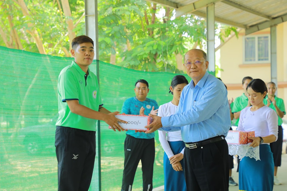 (၃၃)ကြိမ်မြောက် အရှေ့တောင်အာရှအားကစားပြိုင်ပွဲသို့ ဝင်ရောက်ယှဉ်ပြိုင်ရန် နေပြည်တော်၌ စခန်းဝင်လေ့ကျင့်လျက်ရှိသည့် ပီတန်းအားကစားနည်း ပထမအကြိမ် Single Shooting လက်ရည်ဆန်းစစ်ပြိုင်ပွဲနှင့် ဆုချီးမြှင့်ပွဲ ကျင်းပ