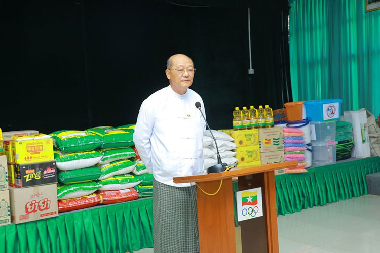 အားကစားနှင့်လူငယ်ရေးရာဝန်ကြီးဌာန ငလျင်ဒဏ်သင့် အရာထမ်း/ အမှုထမ်းများအား ထောက်ပံ့ပစ္စည်းများကို စတုတ္ထအကြိမ်ဖြန့်ခွဲပေးအပ်ပွဲ အခမ်းအနားကျင်းပ