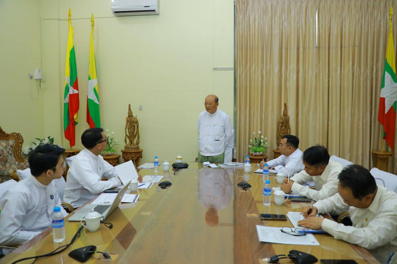 ပြည်ထောင်စုဝန်ကြီး Jeng Phang နော်တောင် မြန်မာနိုင်ငံ အီလက်ထရောနစ် အားကစားအဖွဲ့ချုပ် ဥက္ကဋ္ဌနှင့်အဖွဲ့ အားလက်ခံတွေ့ဆုံသည့်သတင်း