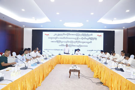 ဒုတိယဝန်ကြီး ဦးထိန်လင်း ၂၀၂၅ ခုနှစ်၊ တိုင်းဒေသကြီးနှင့်ပြည်နယ် လှေလှော်၊ ဘော်လီဘော၊ ဂျူဒို၊ တိုက်ကွမ်ဒို အားကစားပြိုင်ပွဲများ အောင်မြင်စွာ ကျင်းပနိုင်ရေးအတွက် ပေါင်းစပ်ညှိနှိုင်း အစည်းအဝေးသို့ တက်ရောက်သည့်သတင်း