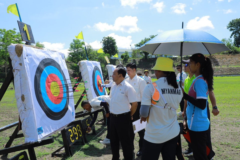 အားကစားနှင့်ကာယပညာဦးစီးဌာန၊ ညွှန်ကြားရေးမှူးချုပ် ဦးထွန်းမြင့်ဦး (၃၃)ကြိမ်မြောက် အရှေ့တောင်အာရှအားကစားပြိုင်ပွဲအကြို လက်ရည်စစ်မြားပစ်ပြိုင်ပွဲ ကြည့်ရှုအားပေး