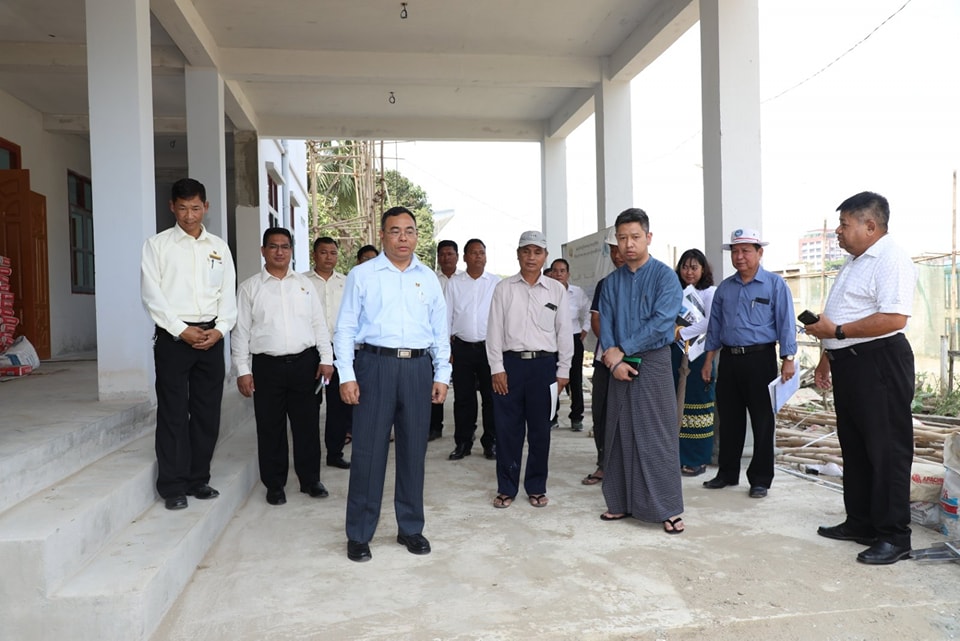 ဒုတိယဝန်ကြီးဦးထိန်လင်း ရန်ကုန်တိုင်းဒေသကြီးအတွင်းရှိ အားကစားကွင်း/အားကစားရုံများအား လိုက်လံကြည့်ရှုစစ်ဆေး၍ စခန်းသွင်းအားကစားသမားများလေ့ကျင့်နေမှုများအား ကြည့်ရှုအားပေး