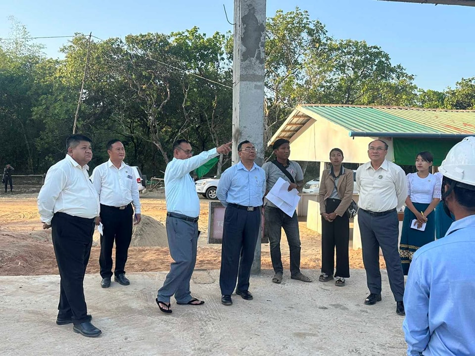 ဒုတိယဝန်ကြီးဦးထိန်လင်း ဧရာဝတီတိုင်းဒေသကြီးအတွင်းရှိ အားကစားကွင်း/အားကစားရုံများ၊ အားကစားနှင့်ကာယပညာသိပ္ပံ တည်ဆောက်နေမှုနှင့်ရေကူးကန်တို့အား လိုက်လံကြည့်ရှုစစ်ဆေး
