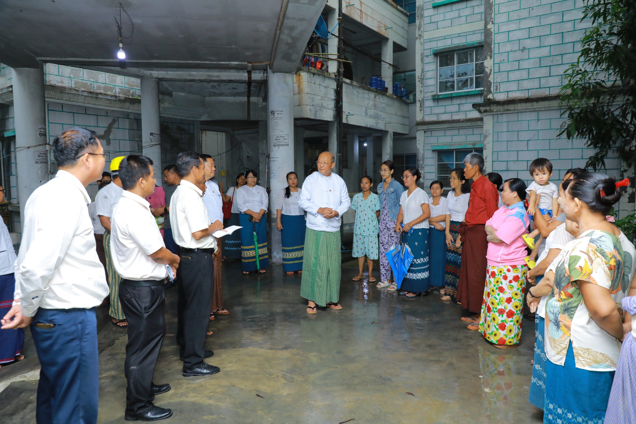 အားကစားနှင့် လူငယ်ရေးရာဝန်ကြီးဌာန၊ ပြည်ထောင်စုဝန်ကြီး Jeng Phang နော်တောင် ငလျင်ဘေးဒဏ်သင့် အပြာရောင်အဆင့် သတ်မှတ်ထားသည့် ဝန်ထမ်းအိမ်ရာ အဆောက်အဦများ၌ ဝန်ထမ်းများနှင့် ဝန်ထမ်းမိသားစုများ၏ ပြန်လည်ပြောင်းရွှေ့ နေထိုင်နေမှု အခြေအနေများအား လိုက်လံကြည့်ရှုစစ်ဆေးသည့်သတင်း