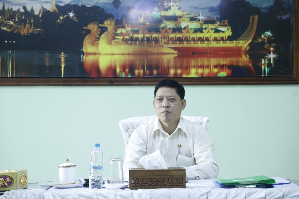 အားကစားနှင့်ကာယပညာဦးစီးဌာန ညွှန်ကြားရေးမှူးချုပ် ဦးဉာဏ်ဇော်ဦး ကမ္ဘာ့အဆင့် E Sports World Cup ပြိုင်ပွဲတွင် ကမ္ဘာ့ချန်ပီယံရွှေတံဆိပ်ဆု ရရှိခဲ့သည့် မြန်မာနိုင်ငံအီလက်ထရောနစ်အားကစားအဖွဲ့ ဂုဏ်ပြုပွဲအခမ်းအနားကျင်းပနိုင်ရေး၊အားကစားကွင်း/အားကစားရုံများသန့်ရှင်းစနစ်တကျရှိစေရေးနှင့် အောင်နိုင်ရေးကိစ္စရပ်များပေါင်းစပ်ညှိနှိုင်းအစည်းအဝေးကျင်းပ