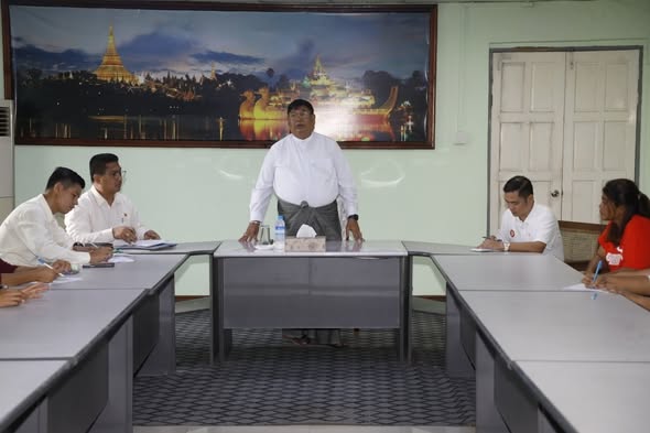 ပြည်ထောင်စုဝန်ကြီး၏လမ်းညွှန်ချက်များအား ဒုတိယညွှန်ကြားရေးမှူးချုပ် ဦးကျော်ဦးမှ ISPE FC အမျိုးသမီး ဘောလုံးအသင်းအားထပ်ဆင့်မှာကြား