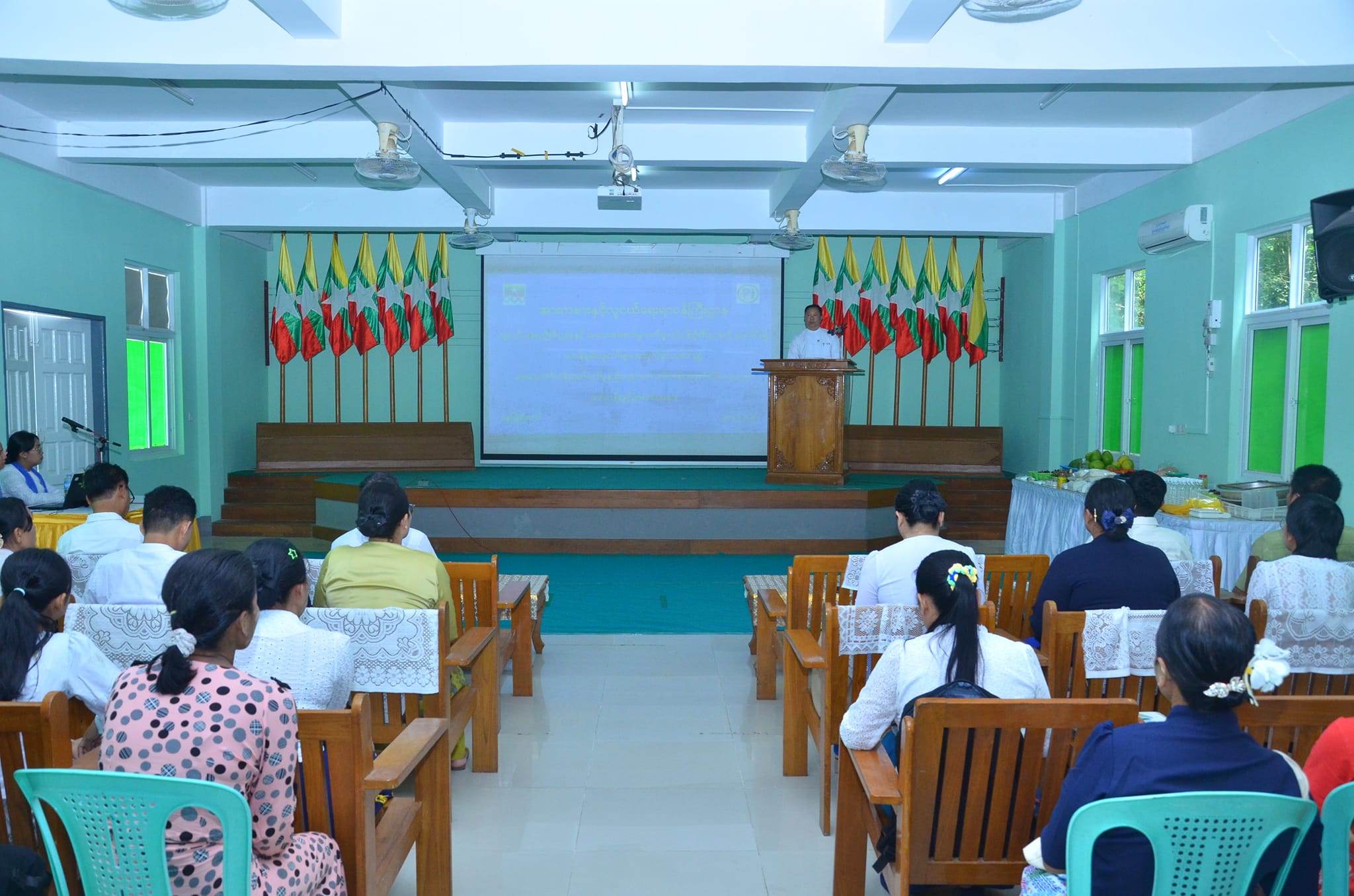 အားကစားနှင့်လူငယ်ရေးရာဝန်ကြီးဌာန၊ ဒုတိယဝန်ကြီး ဦးဇင်မင်းထက် မသန်စွမ်းလူငယ်များအတွက် စားသောက်ကုန် ထုတ်လုပ်မှုနည်းပညာပေးသင်တန်း အမှတ်စဉ်(၁/၂၀၂၅) ဖွင့်ပွဲသို့ တက်ရောက်