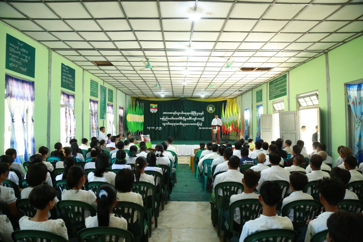 အားကစားနှင့်လူငယ်ရေးရာဝန်ကြီးဌာနနှင့် နေပြည်တော်ကောင်စီတို့ ပူးပေါင်းကျင်းပသည့် လူငယ်ရေးရာအသိပညာပေးဟောပြောပွဲအခမ်းအနား ကျင်းပ