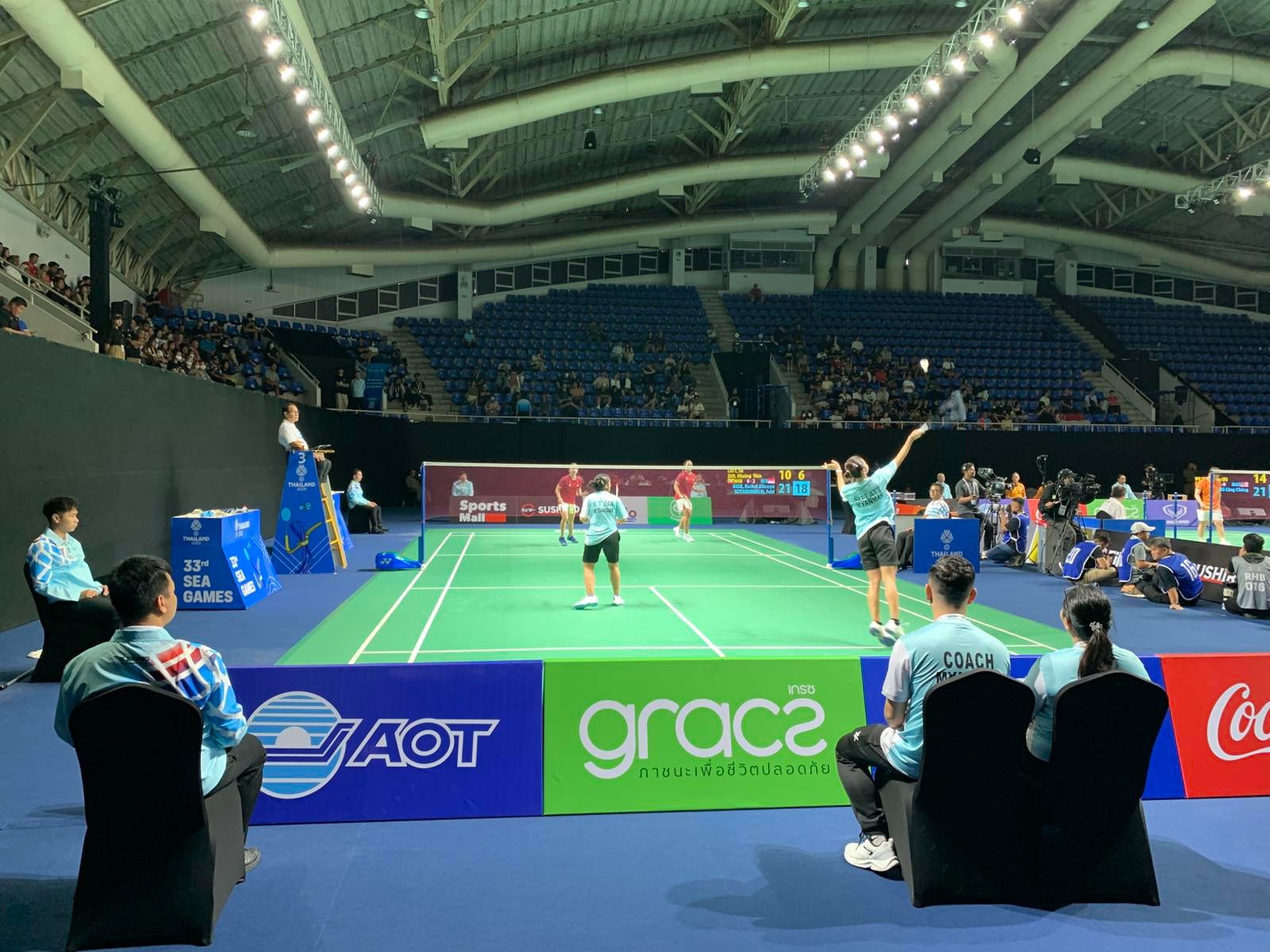 (၃၃)ကြိမ်မြောက် အရှေ့တောင်အာရှအားကစားပြိုင်ပွဲ ကြက်တောင် အမျိုးသား/ အမျိုးသမီးအသင်းလိုက် အုပ်စုပွဲစဉ်များနှင့် ကွာတားဖိုင်နယ်ပွဲစဉ်များစတင်ကျင်းပ